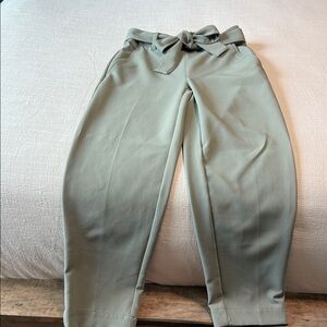 LOFT Olive Tie-Waist Cropped Pants